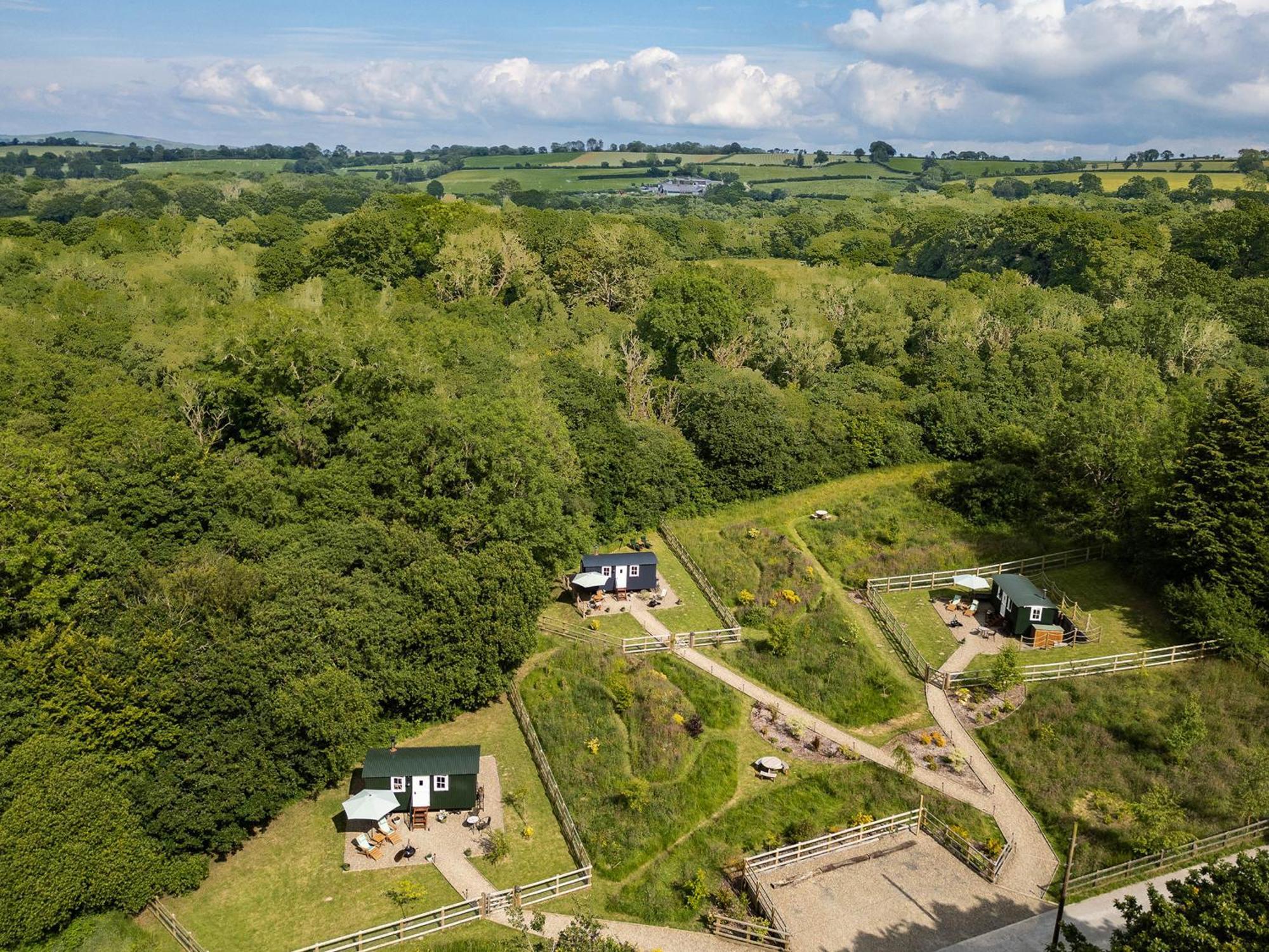 Llanarth Bedwen别墅 外观 照片